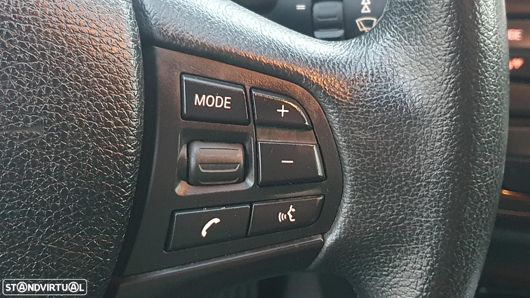 BMW 318 d Line Luxury - 9