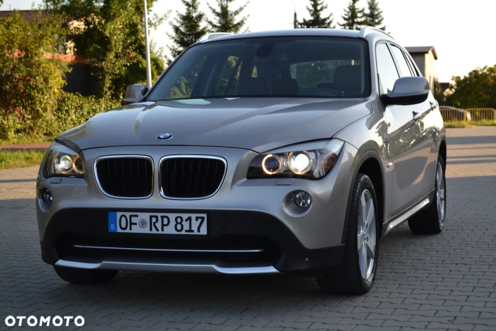 BMW X1 sDrive18d xLine - 19
