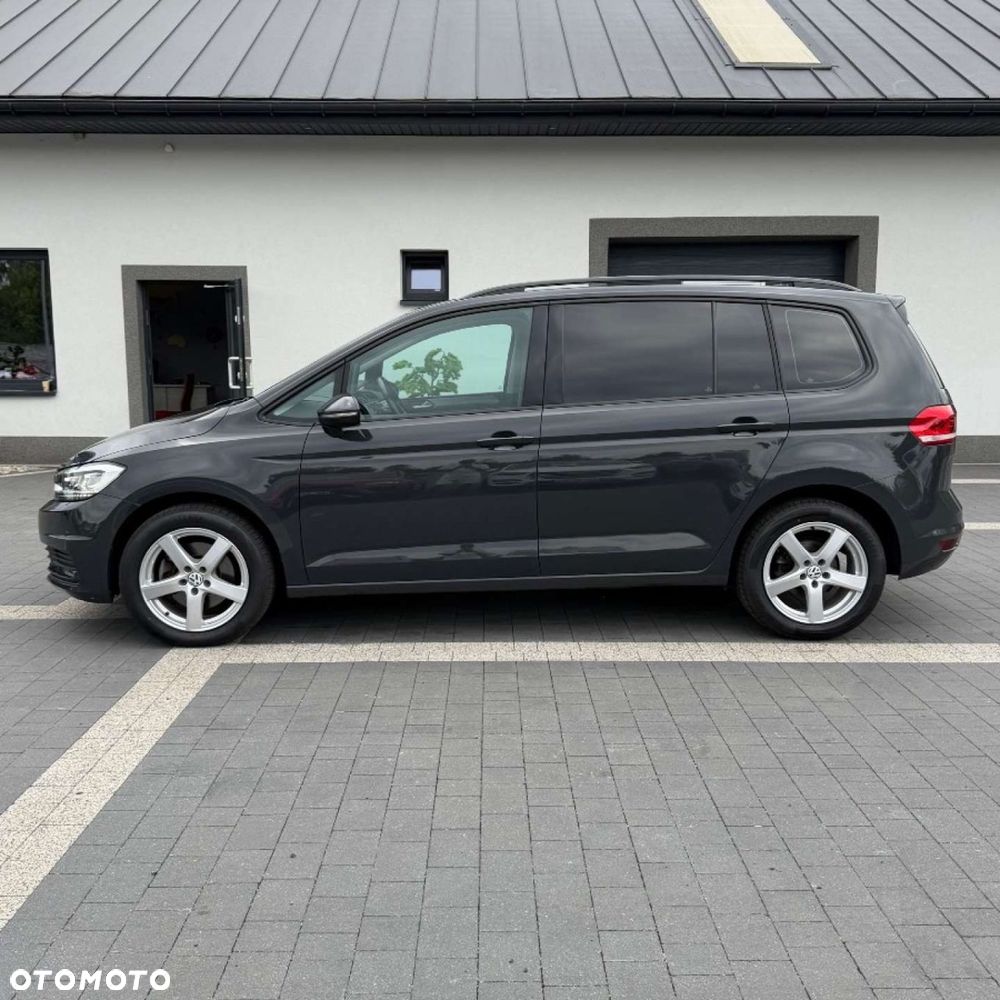 Volkswagen Touran - 6