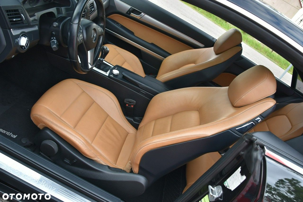 Mercedes-Benz Klasa E 250 CDI DPF Coupe BlueEFFICIENCY Elegance - 26
