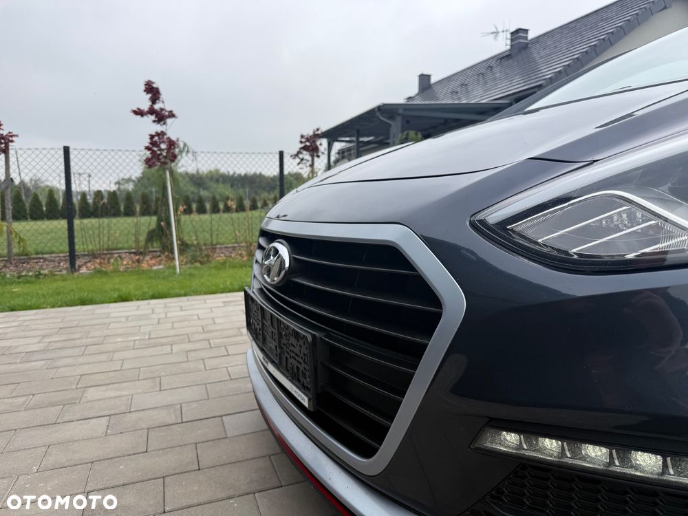 Hyundai i30 1.6 T GDI Turbo - 13