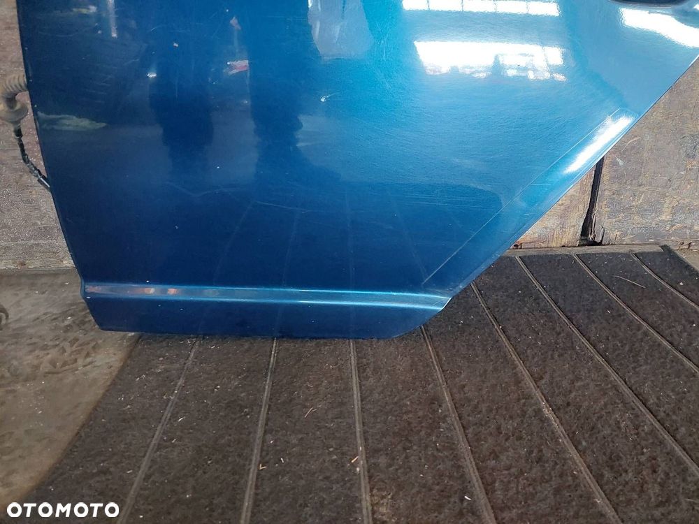 DRZWI KOMPLETNE LEWY TYŁ TOYOTA YARIS I 8P4 - 5
