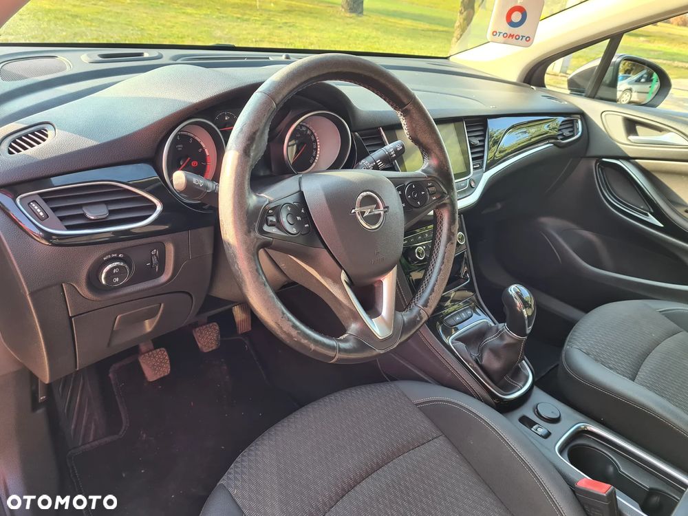Opel Astra - 4