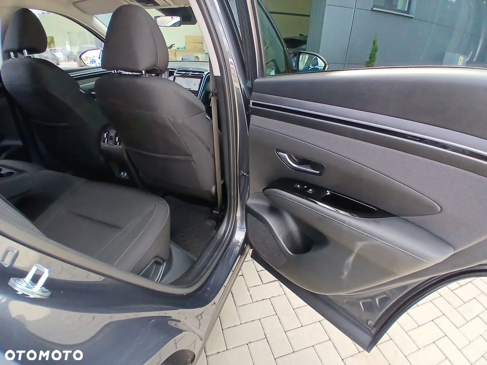 Hyundai Tucson 1.6 T-GDi Executive 2WD - 24