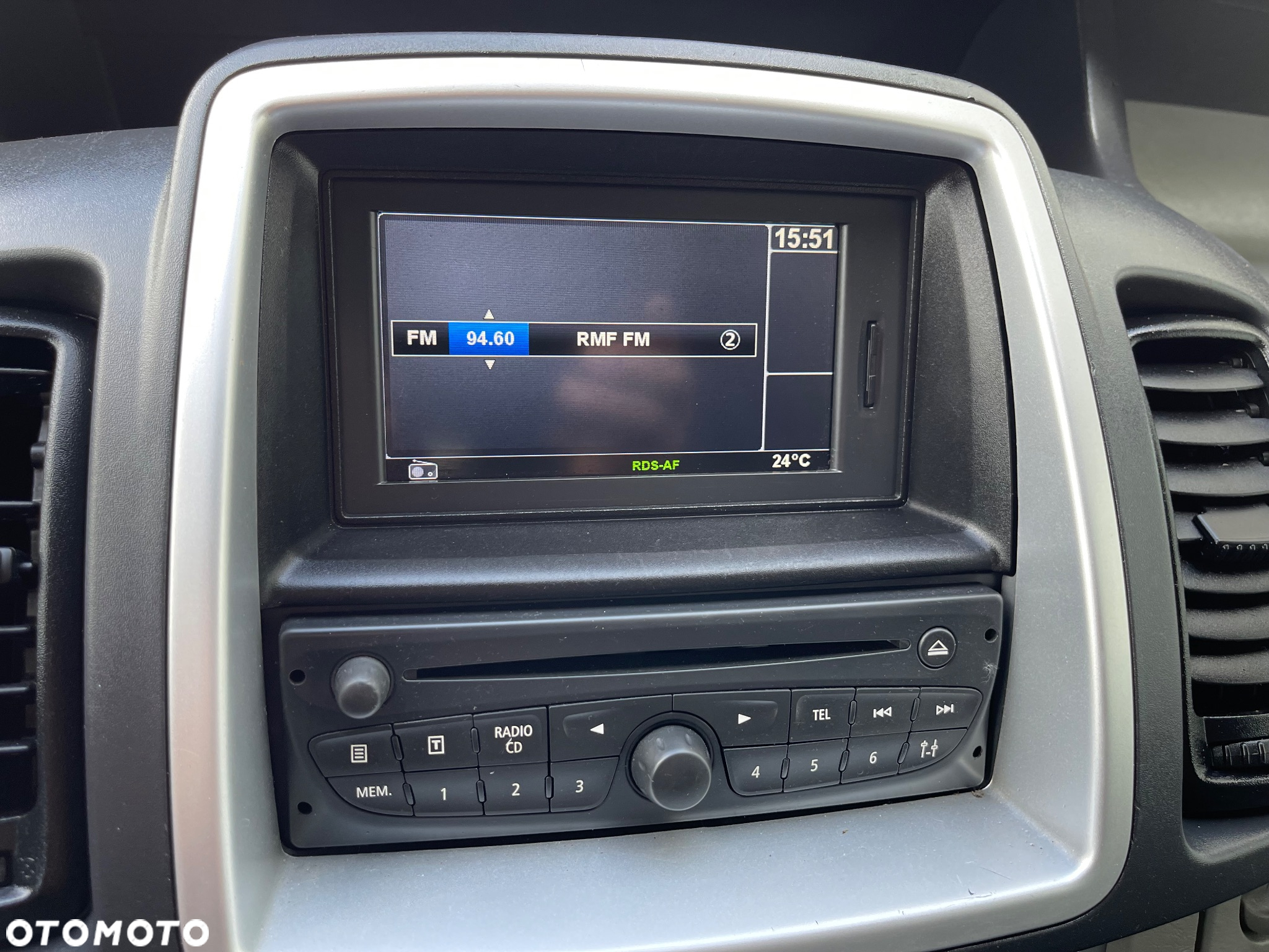 Renault Trafic - 16