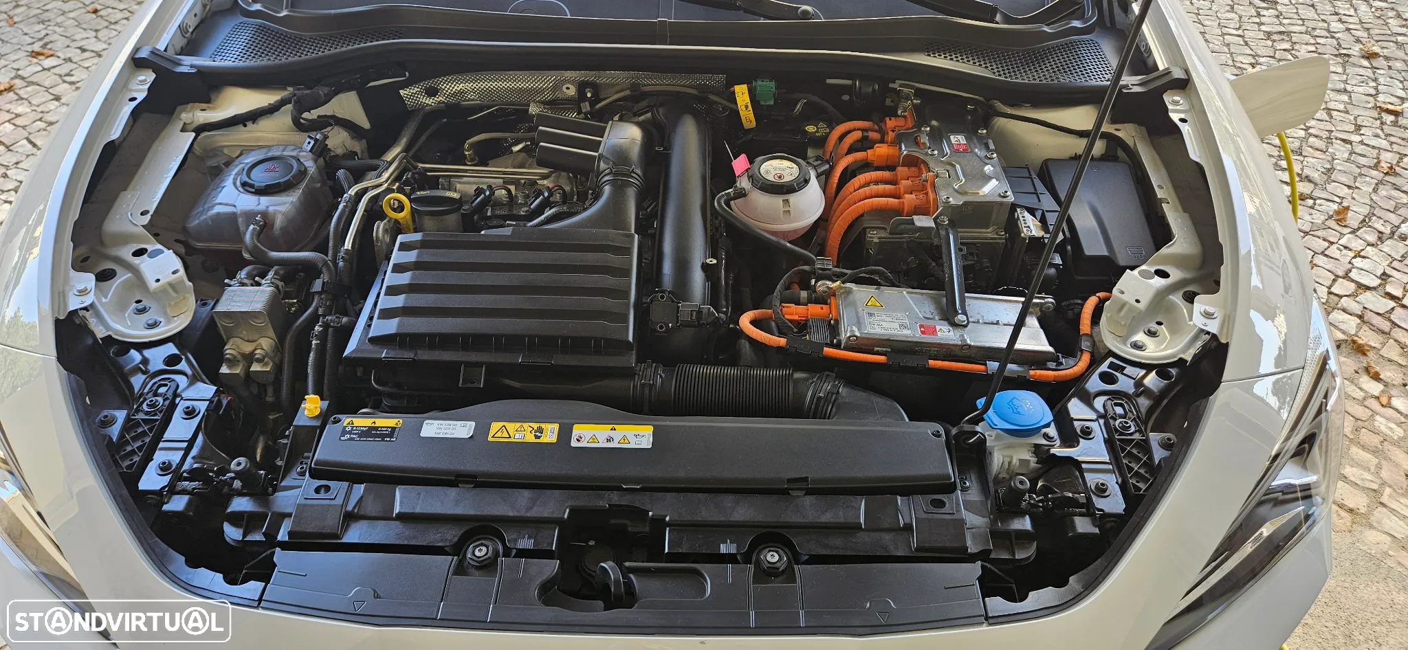 Cupra Leon ST 1.4 e-Hybrid MID DSG - 20