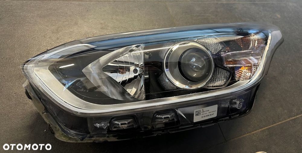 KIA CEED 2017- LAMPA LEWA PRZEDNIA PRZOD - 2