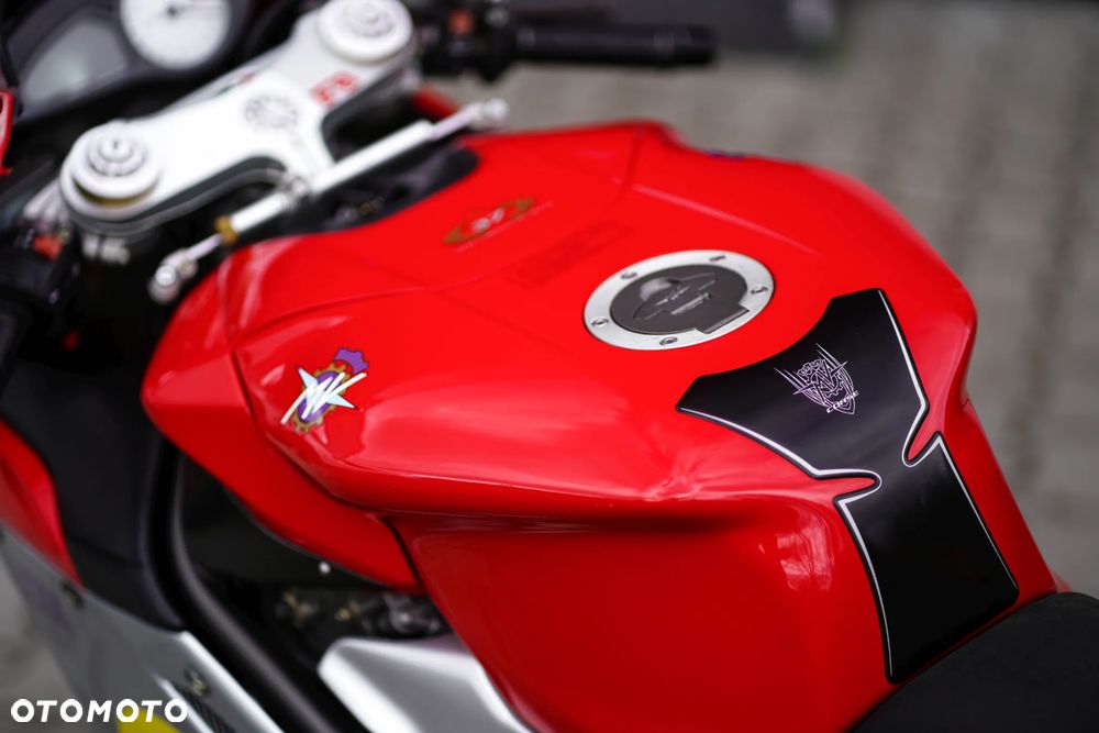 MV AGUSTA F4 - 19