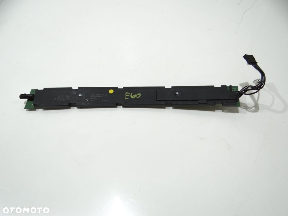 WZMACNIACZ ANTENOWY DIVERSITY BMW E60 LCI 6988062 (4614527) - 2