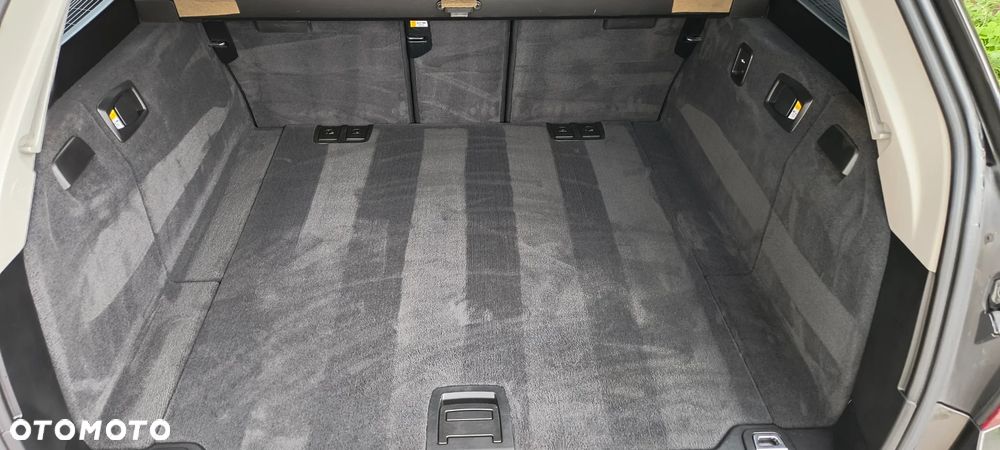 BMW Seria 5 - 35