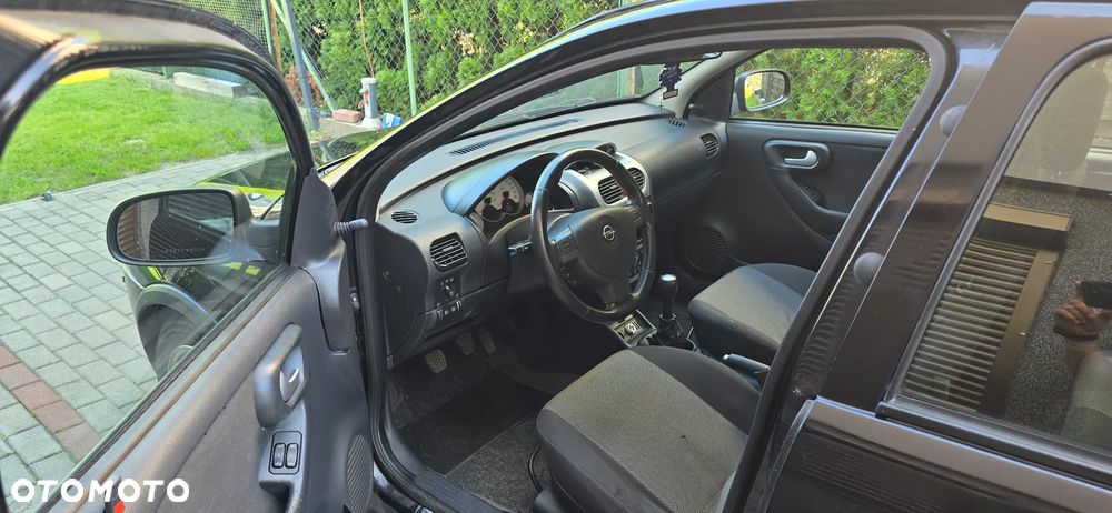 Opel Corsa 1.2 16V Sport - 9