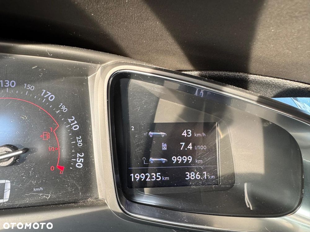 Citroën DS5 2.0 HDi SoChic - 8