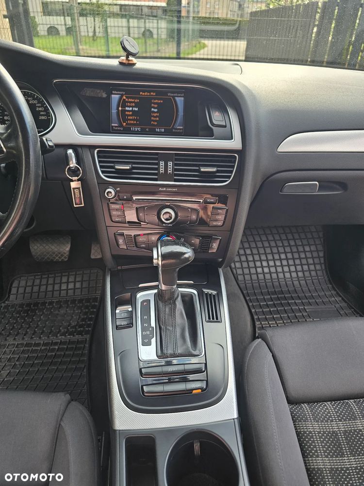 Audi A4 Avant 2.0 TDI DPF multitronic S line Sportpaket - 16