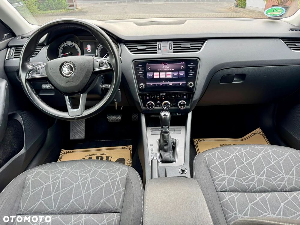 Skoda Octavia 2.0 TDI 4x4 DSG Clever - 11