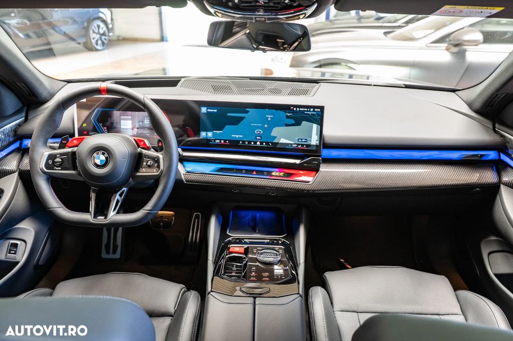 BMW M5 xDrive - 5