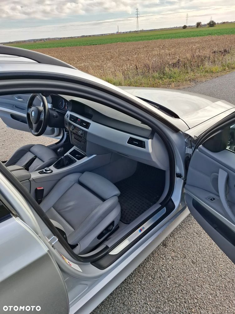 BMW Seria 3 330xd - 18