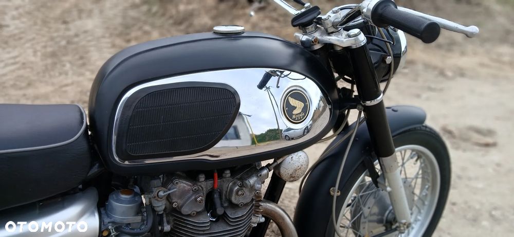 Honda CB - 3