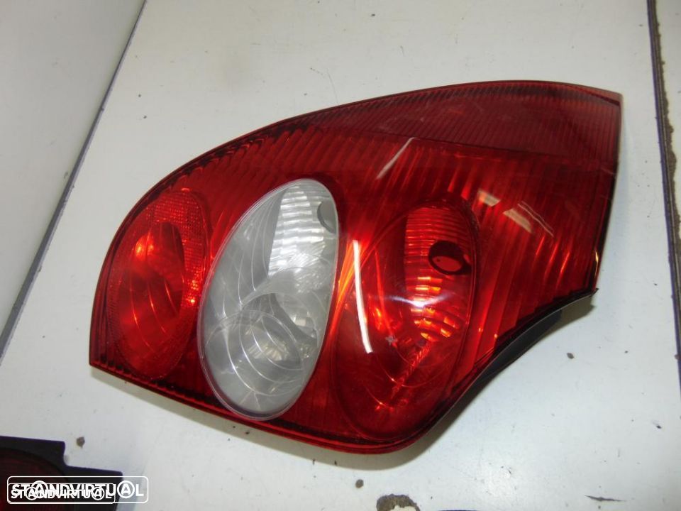 Farolins Renault Laguna 2005 - 4