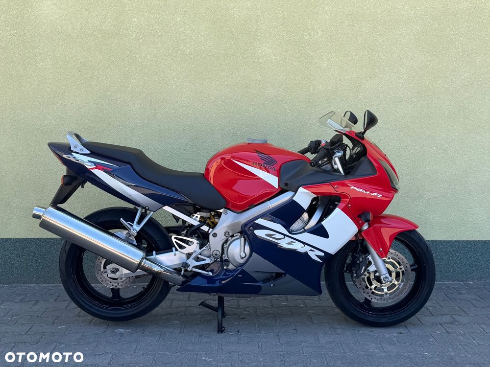 Honda CBR - 7