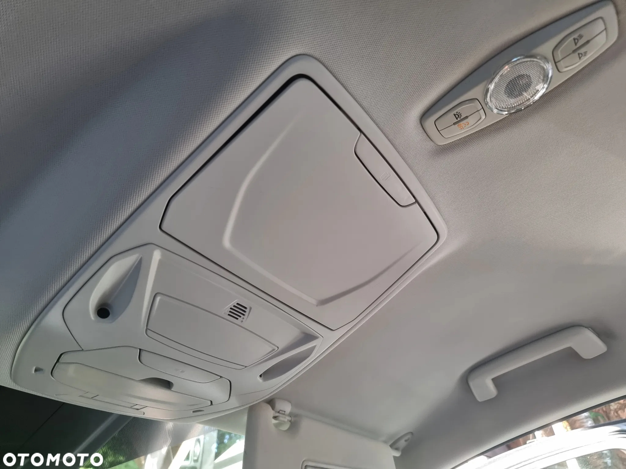 Ford C-MAX 1.0 EcoBoost Titanium ASS - 19