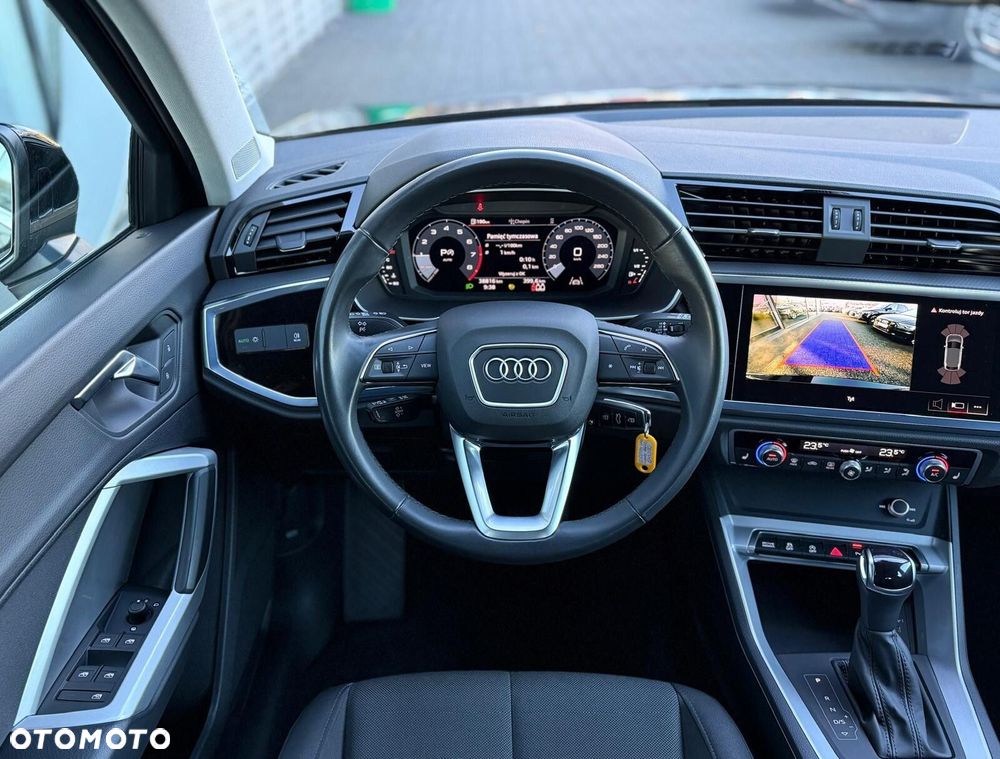 Audi Q3 Sportback - 11