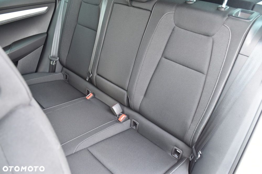 Skoda Karoq 1.5 TSI ACT Selection DSG - 29