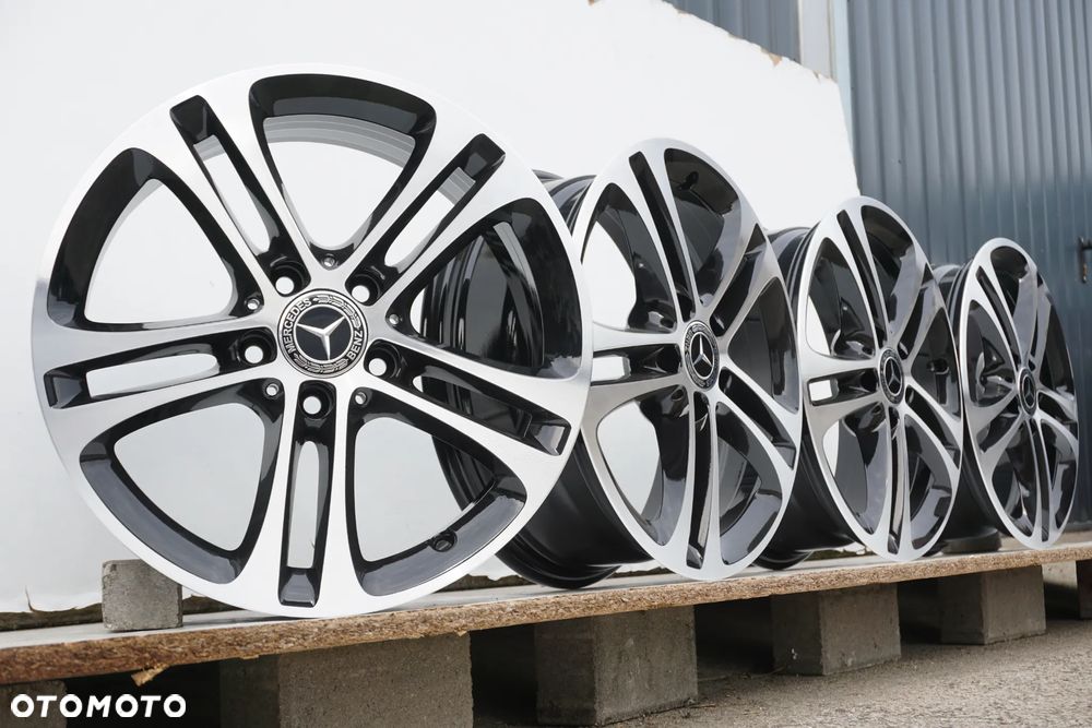 Mercedes 5x112 17 6,5J et44 W177 stan bdb - 1