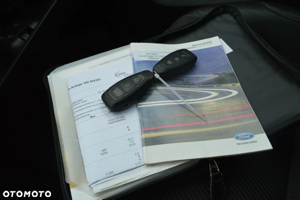 Ford Kuga 2.0 TDCi 4x4 Titanium - 26