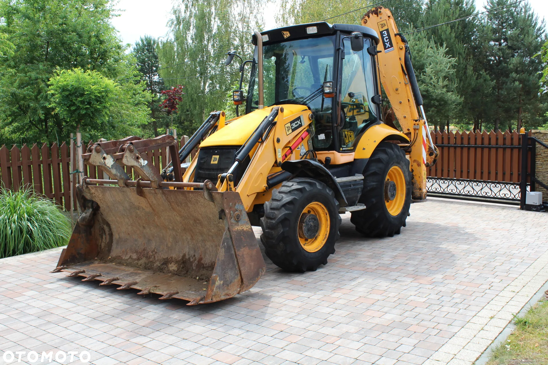 JCB 3CX CONTRACTOR - 35