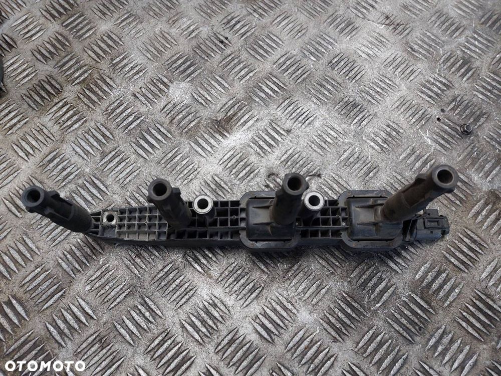 CEWKA ZAPŁONOWA MERCEDES-BENZ W168 A140 1.4 8V A KLASA 0221503033 - 2
