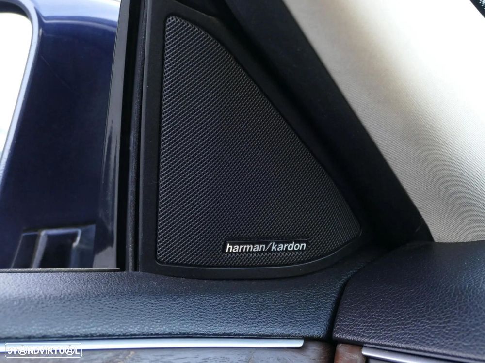 Mercedes-Benz E 220 CDi Avantgarde BE Auto. - 37