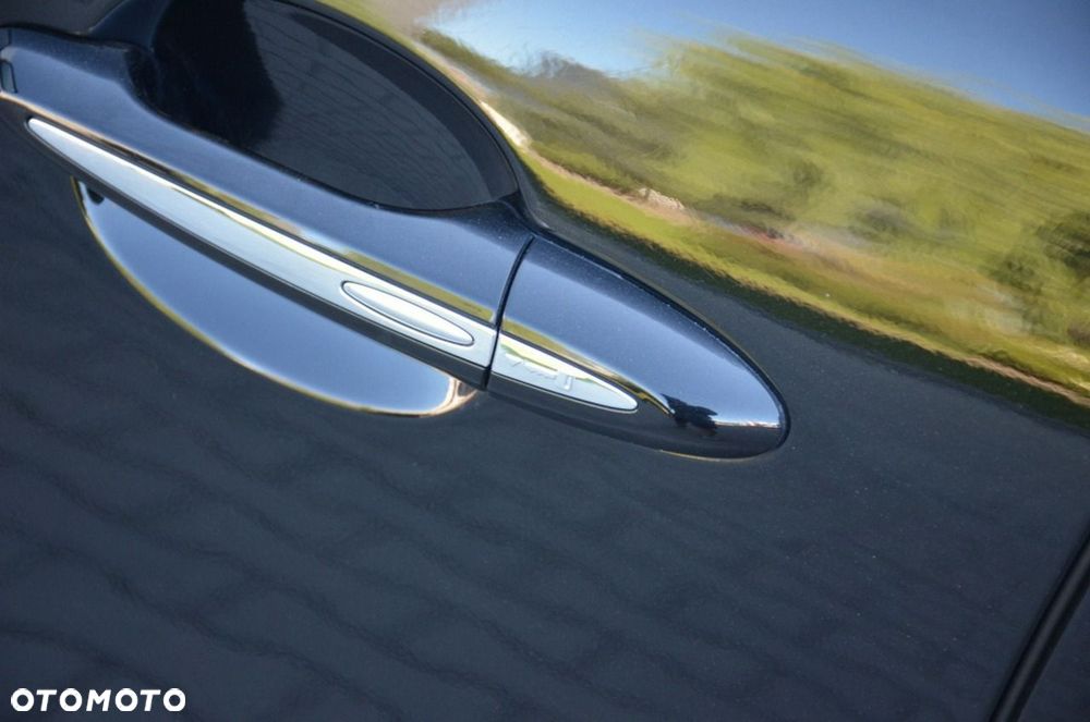 Jaguar XJ - 5