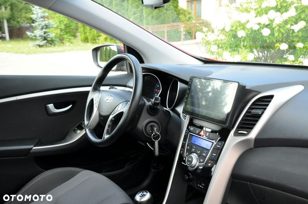 Hyundai i30 - 18