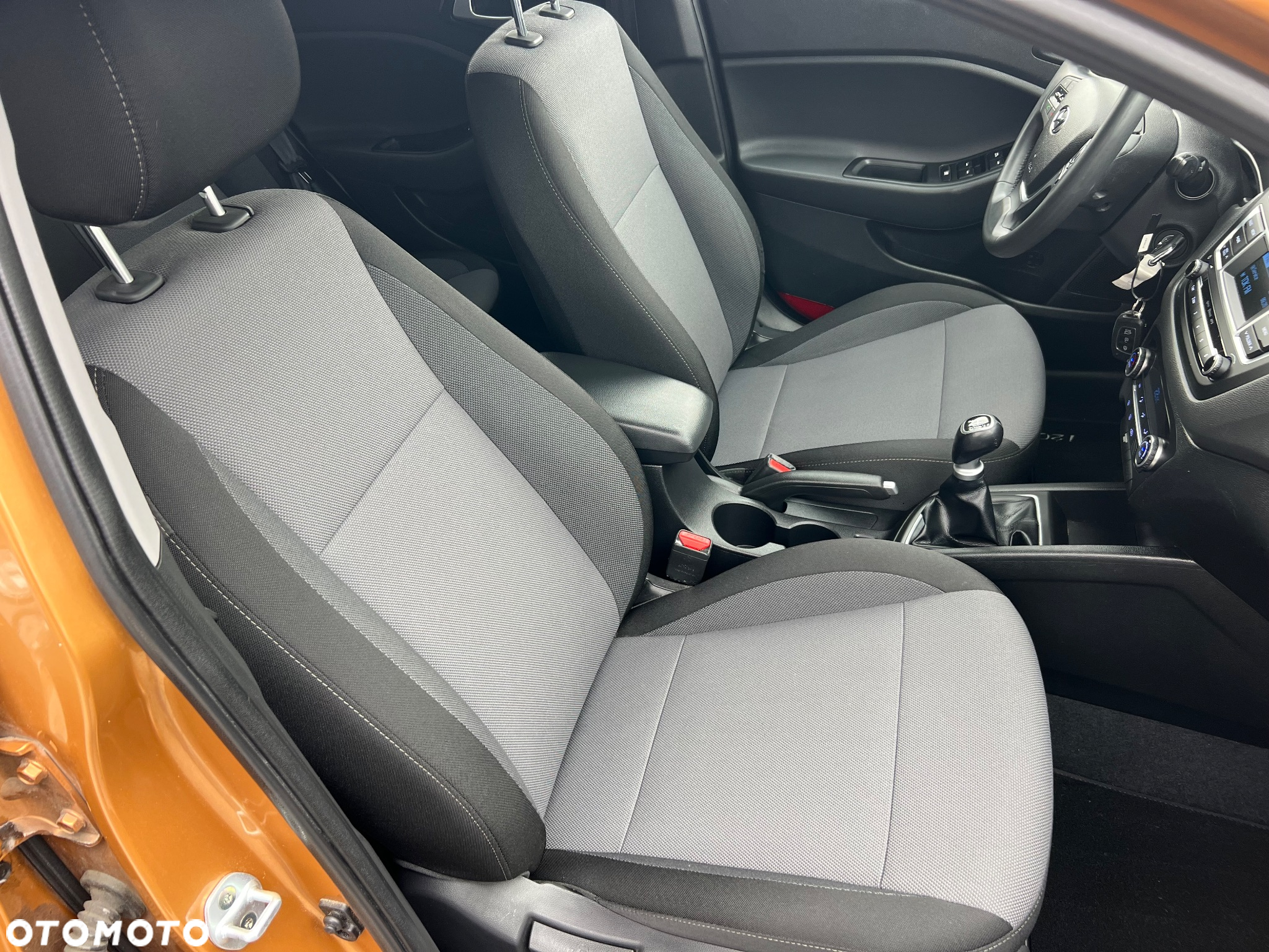Hyundai i20 blue 1.2 Style - 16