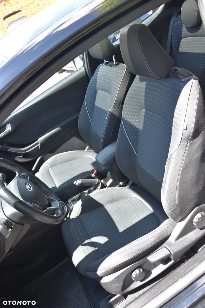 Ford Fiesta 1.0 EcoBoost Titanium - 18