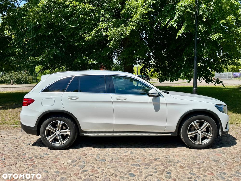 Mercedes-Benz GLC - 16