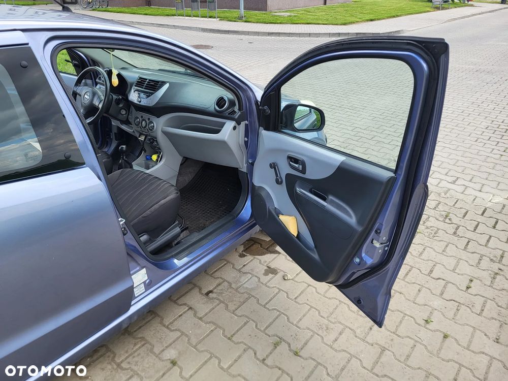 Nissan Pixo 1.0 Visia - 8