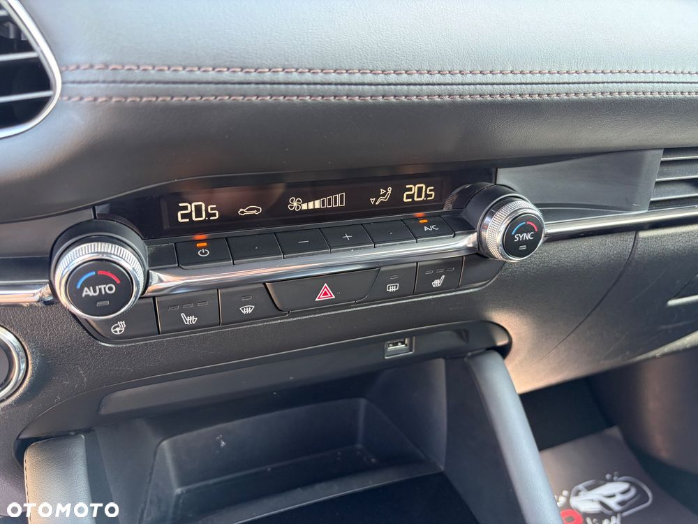 Mazda 3 SKYACTIV-G 2.0 M-Hybrid - 19