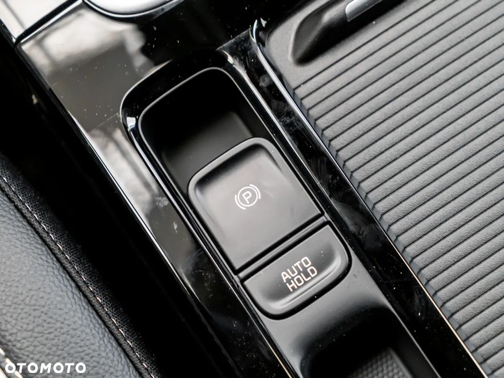 Kia XCeed 1.5 T-GDI Business Line DCT - 26