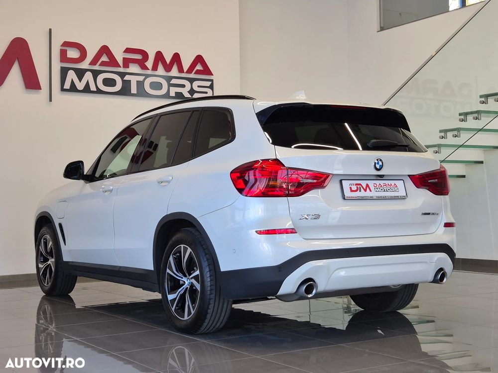 BMW X3 xDrive30e AT PHEV - 6