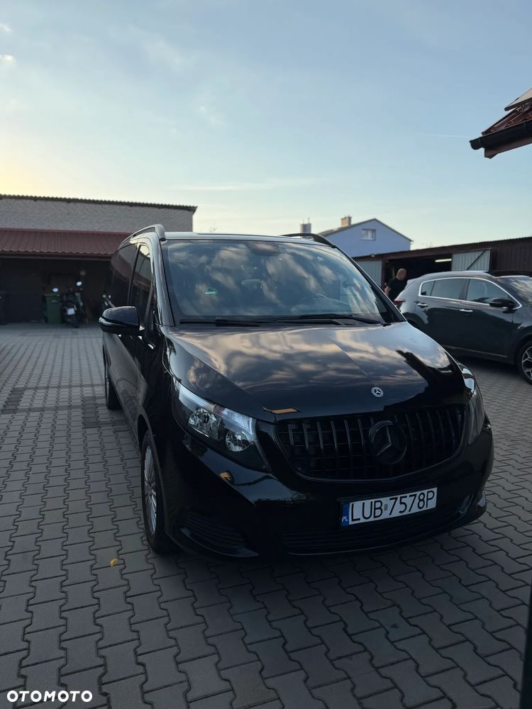 Mercedes-Benz Klasa V 220 (BlueTEC) d extralang 7G-TRONIC - 4