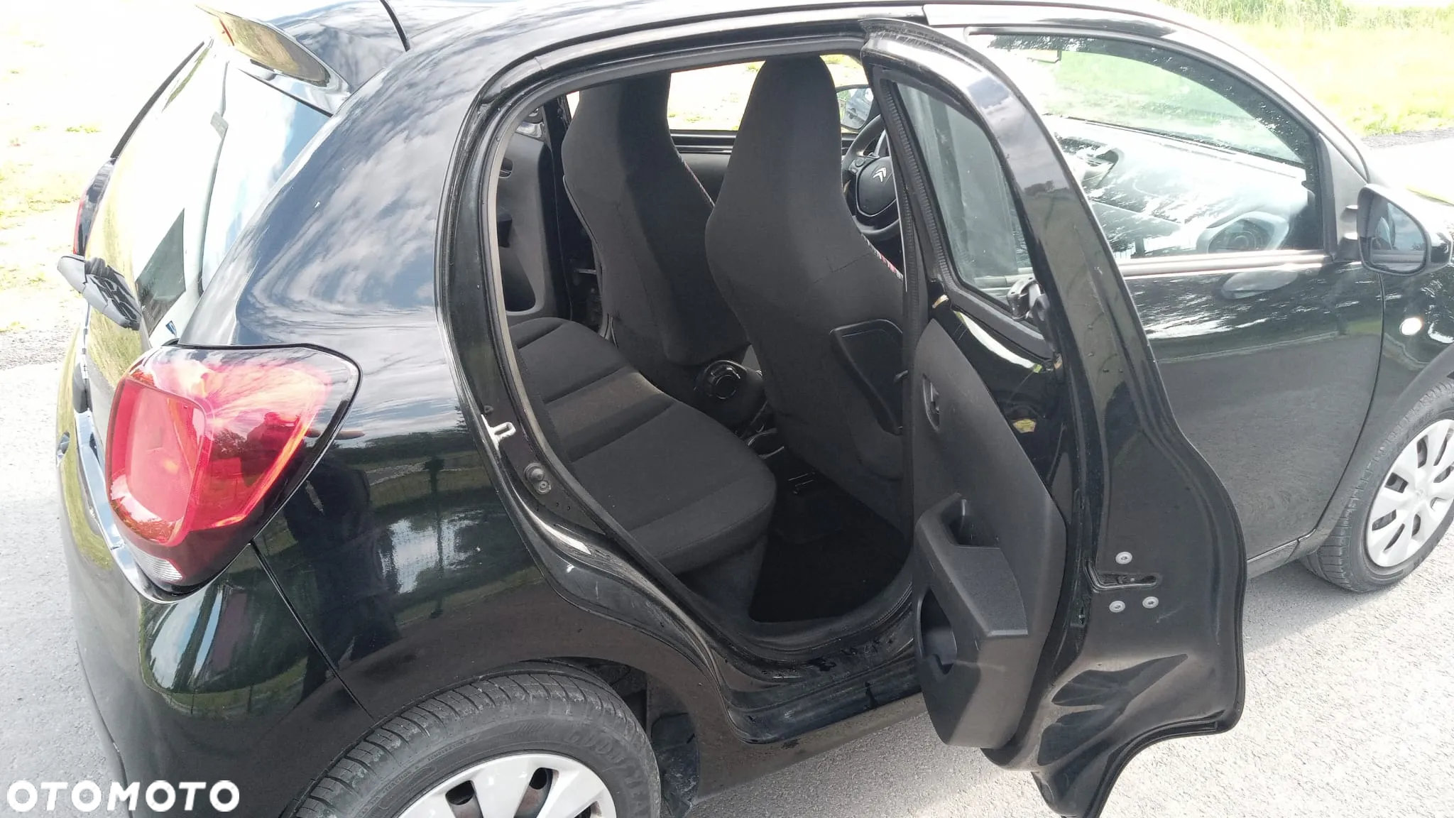 Citroën C1 1.0 VTi Shine EU6 - 8