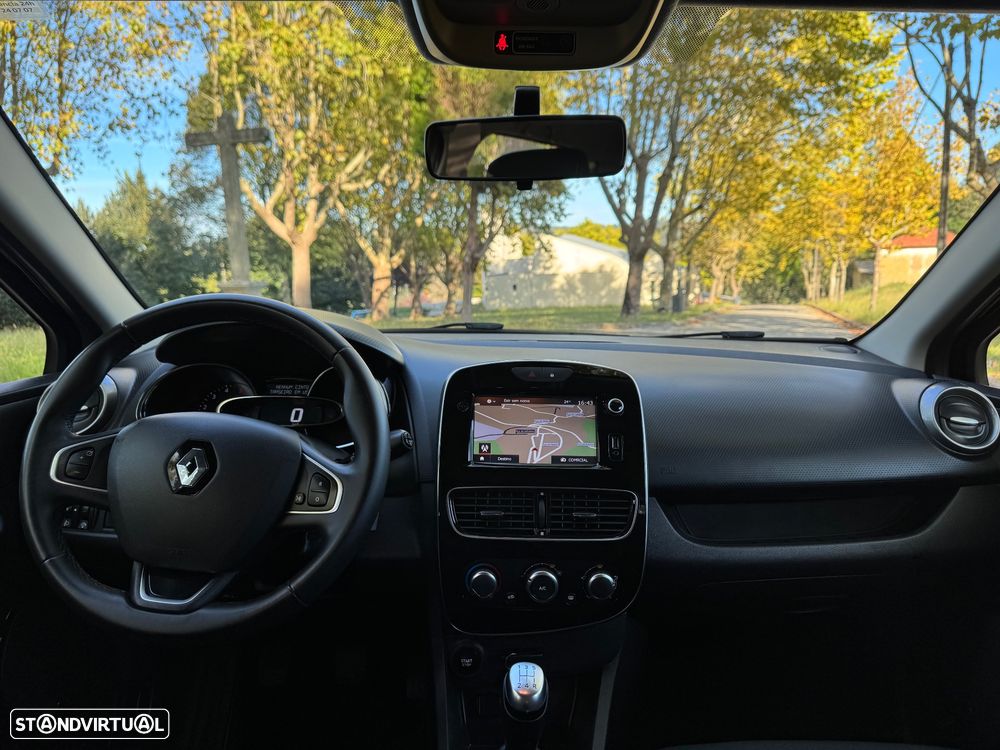 Renault Clio Sport Tourer 1.5 dCi Limited C/PM+Pneu - 28