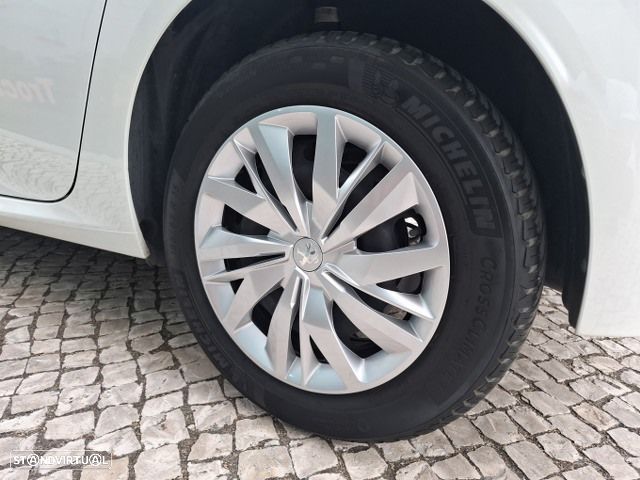 Peugeot 208 PureTech 75 Active - 48