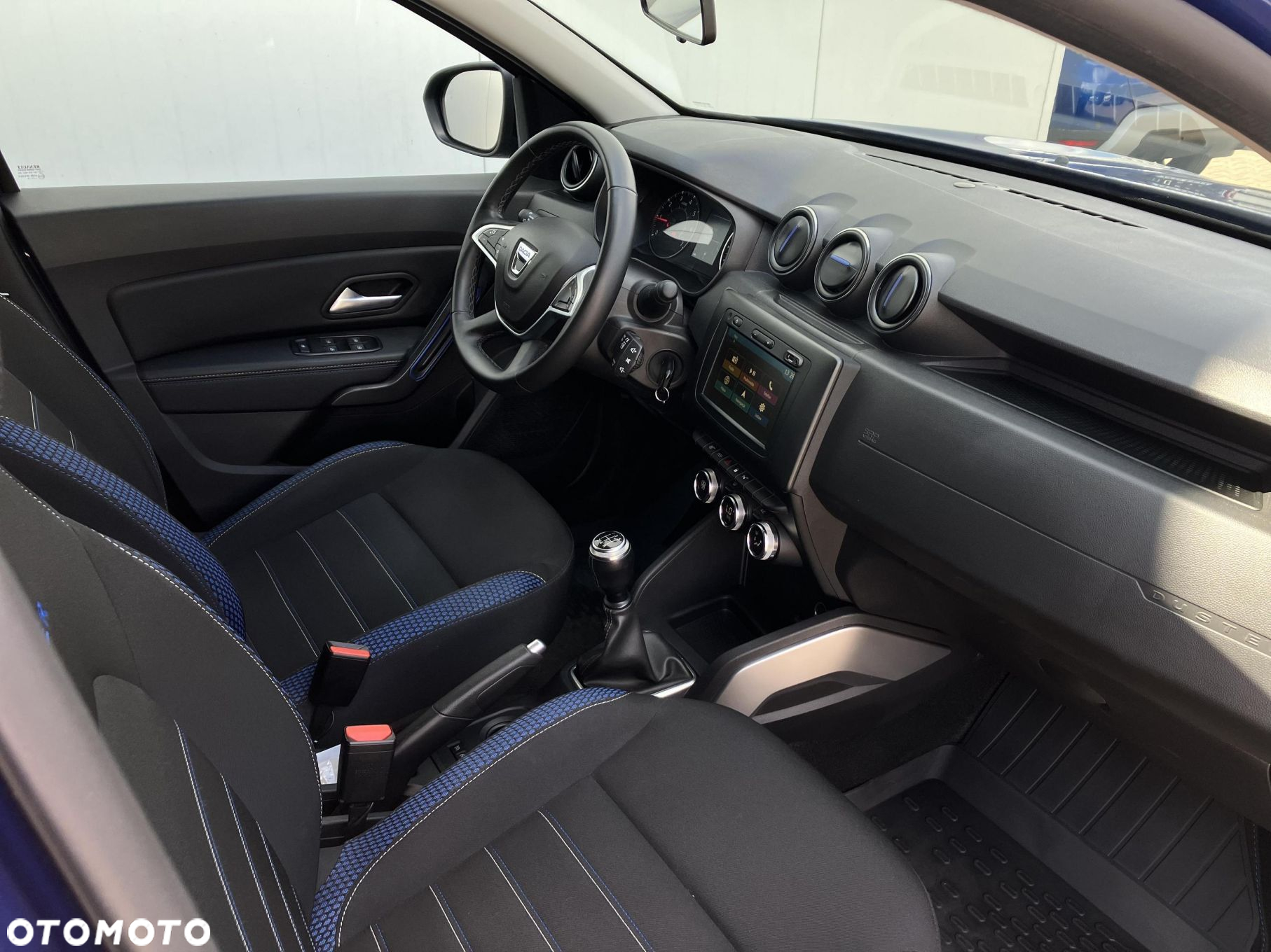 Dacia Duster 1.0 TCe SL Celebration - 23