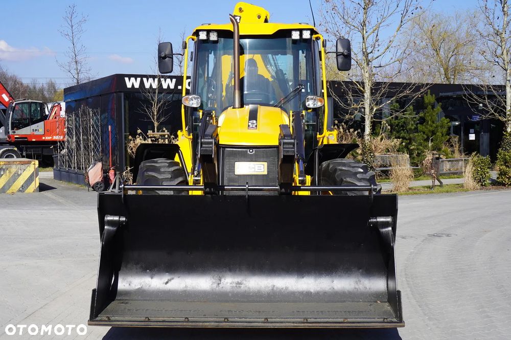 JCB 4CX PRO / Joysticki / r. 2023 / 4 sztuki - 11