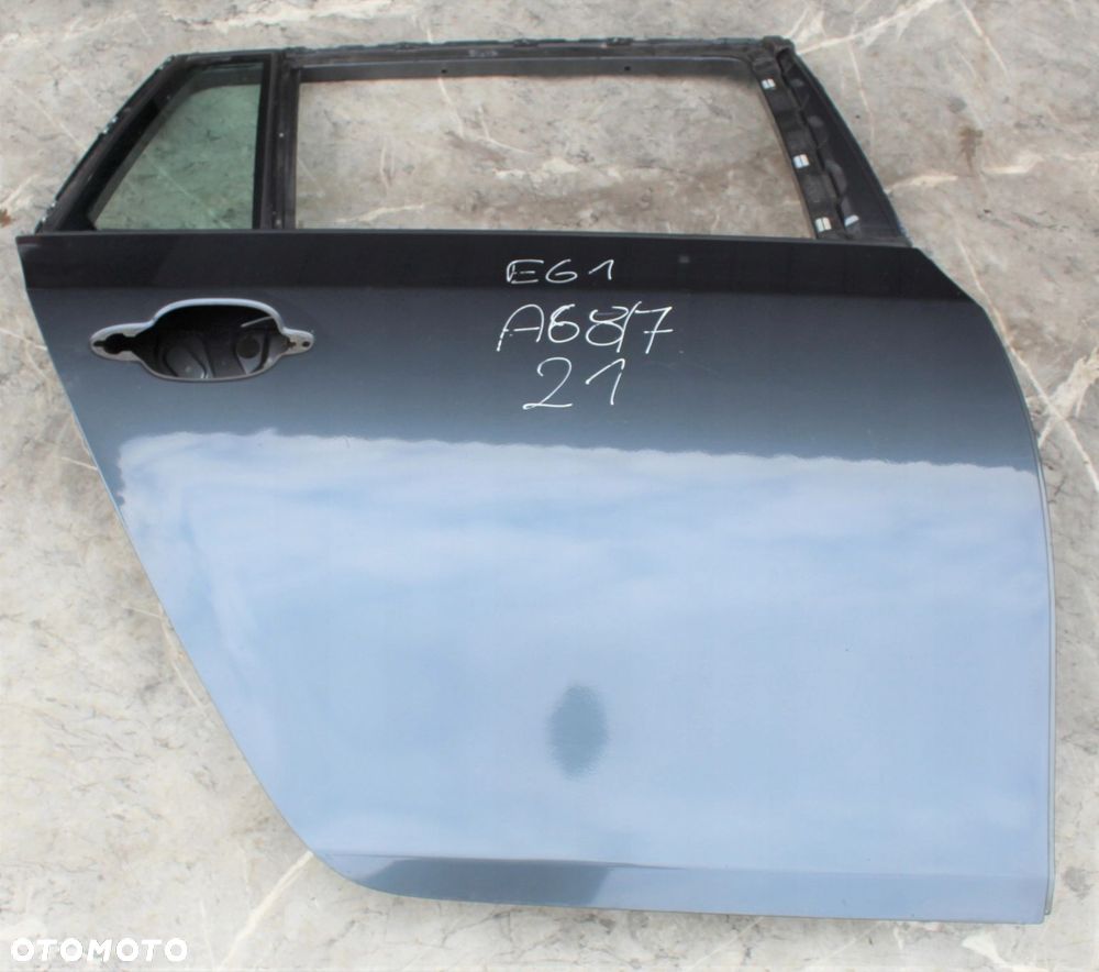 DRZWI TYŁ TYLNE PRAWE BMW E61 A68 PLATINUM GRAU