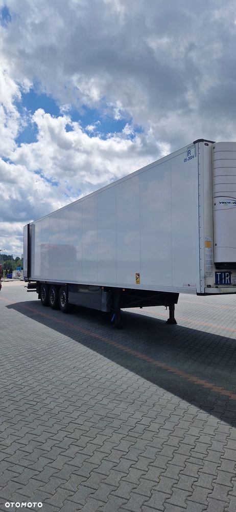 Schmitz Cargobull SCB S3B - 15