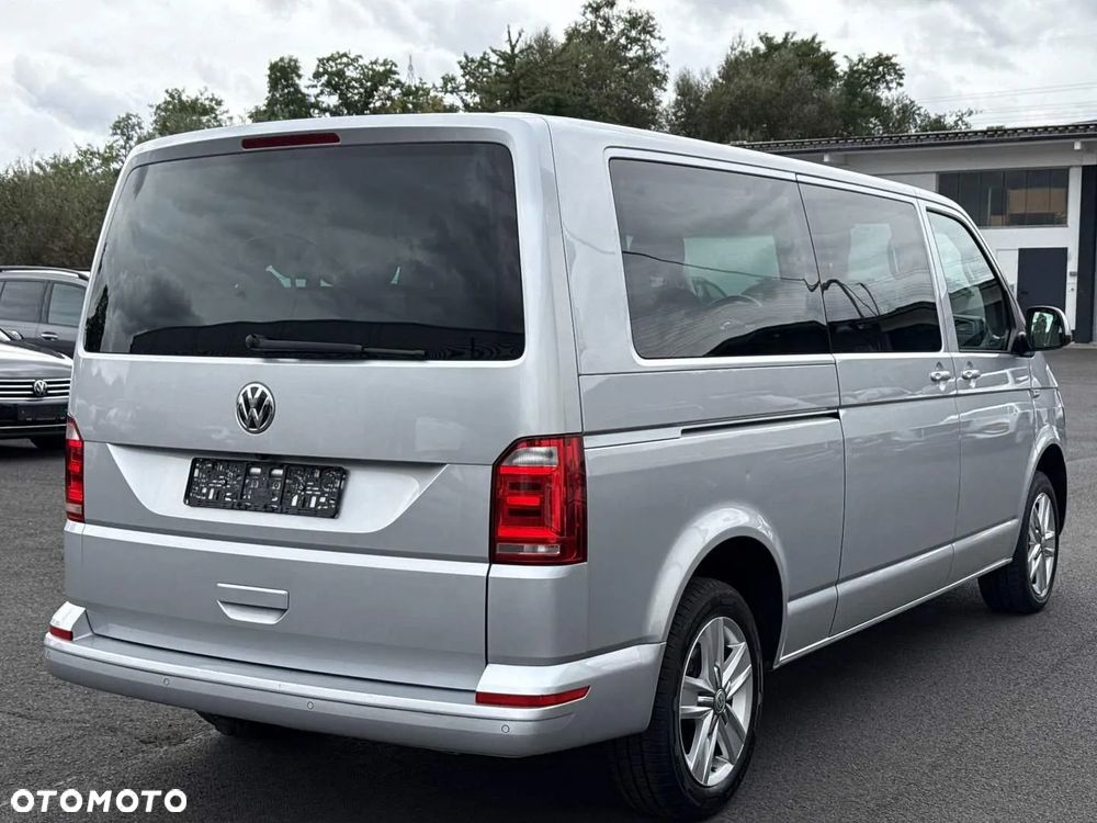Volkswagen Caravelle - 8