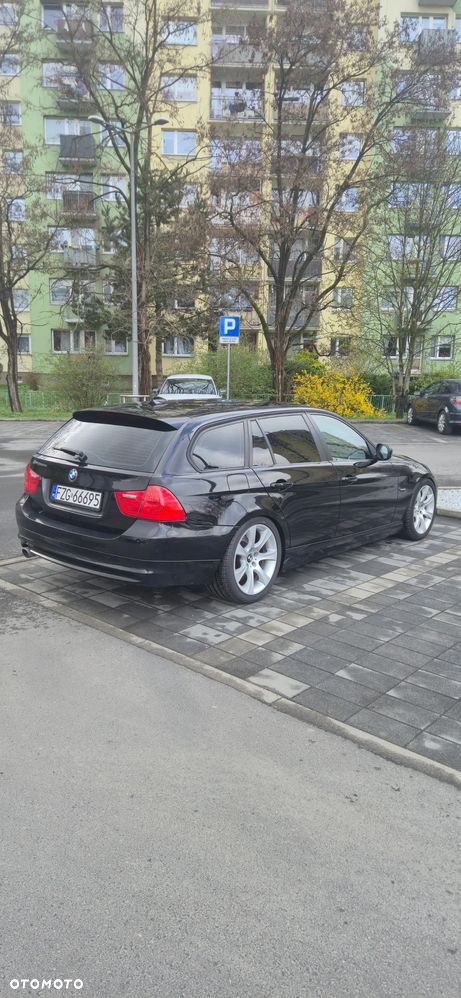 BMW Seria 3 320d DPF - 3